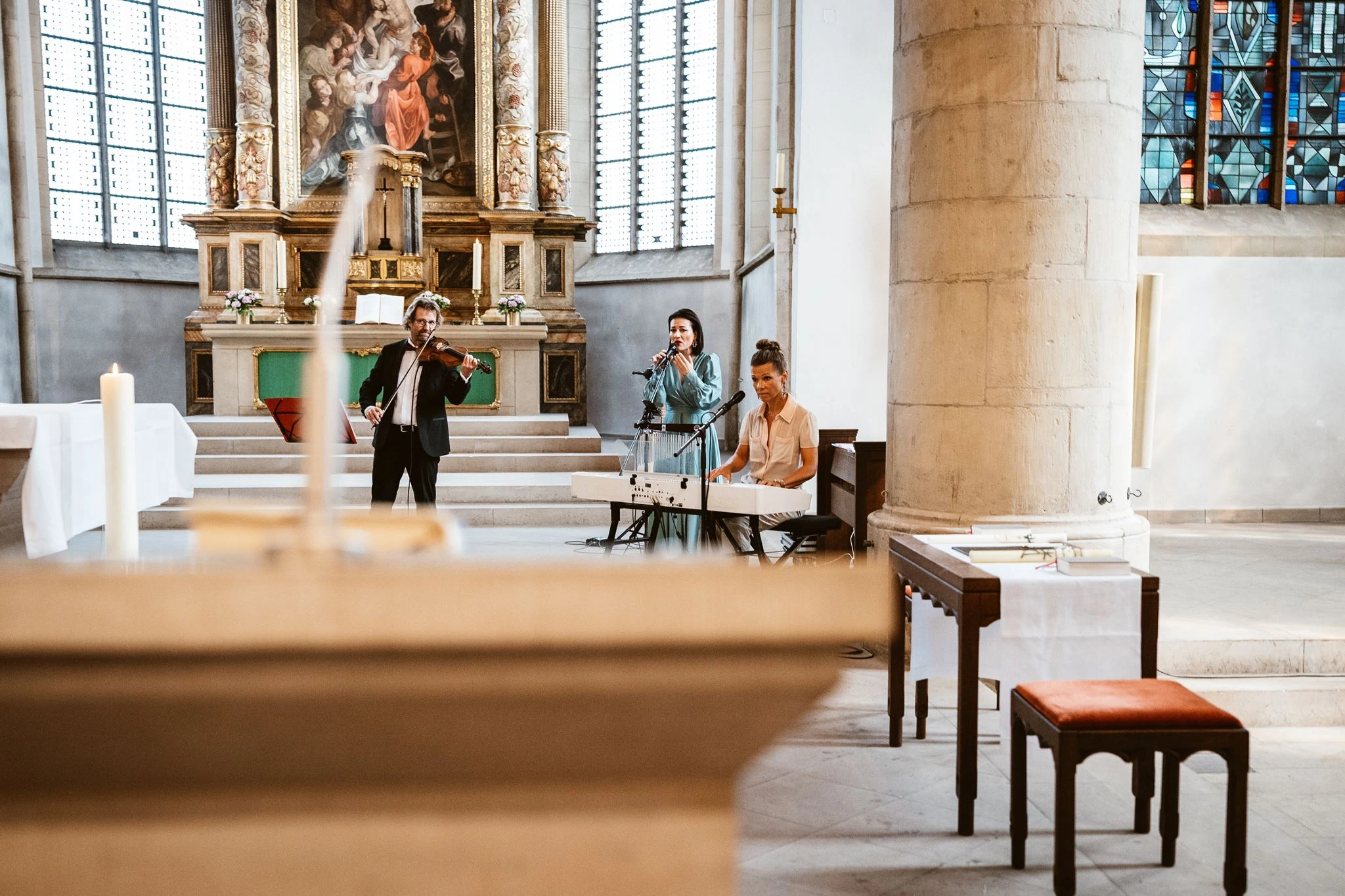 Kirchliche Trauung von Ariane und Benjamin in St. Peter