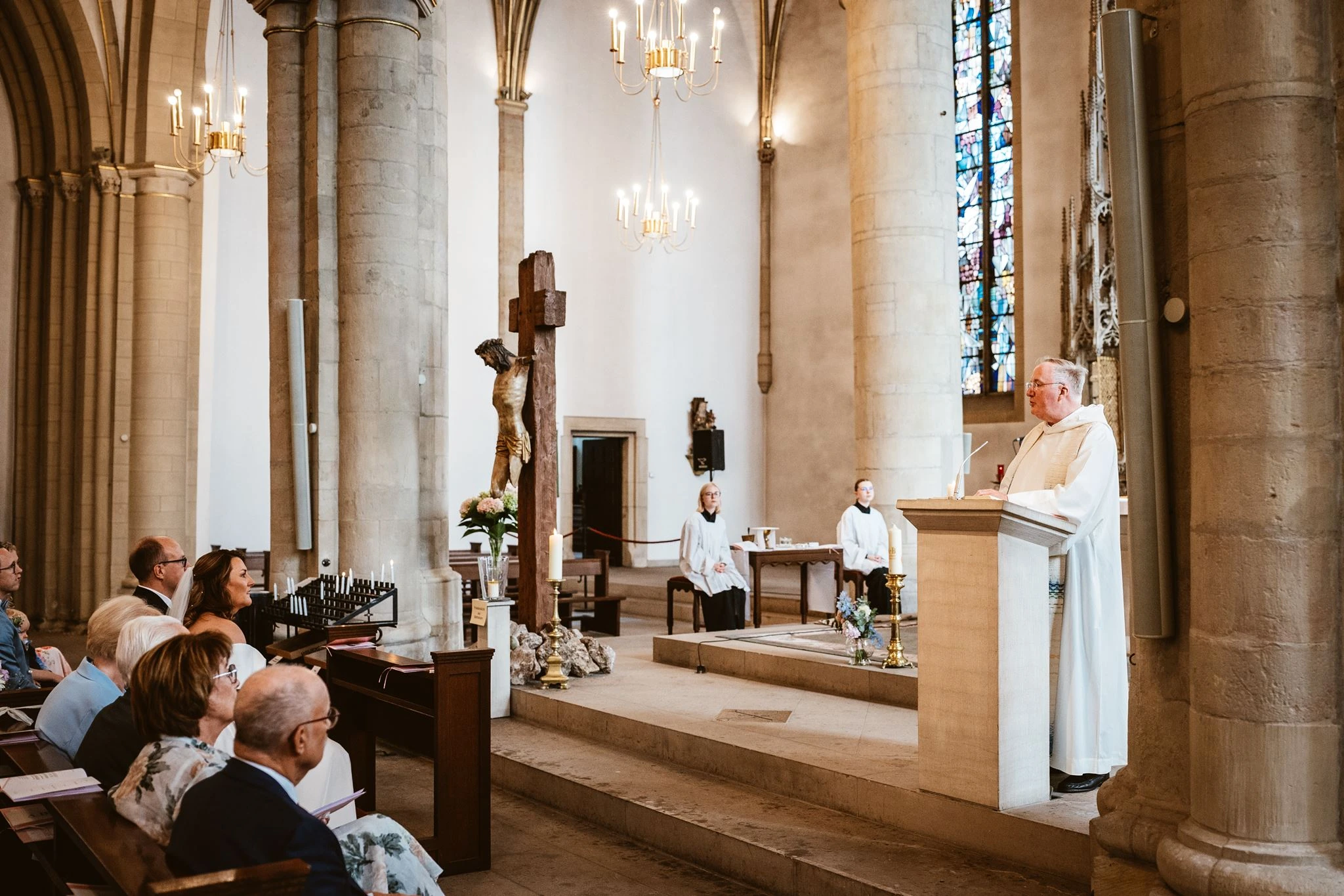 Kirchliche Trauung von Ariane und Benjamin in St. Peter