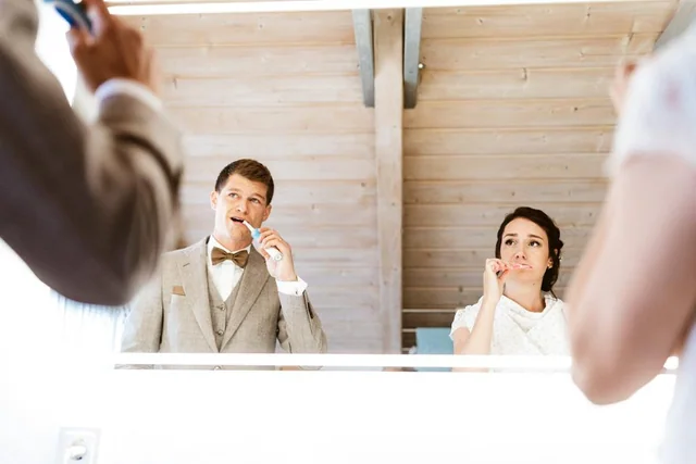 Hochzeitsvorbereitung im Spiegel