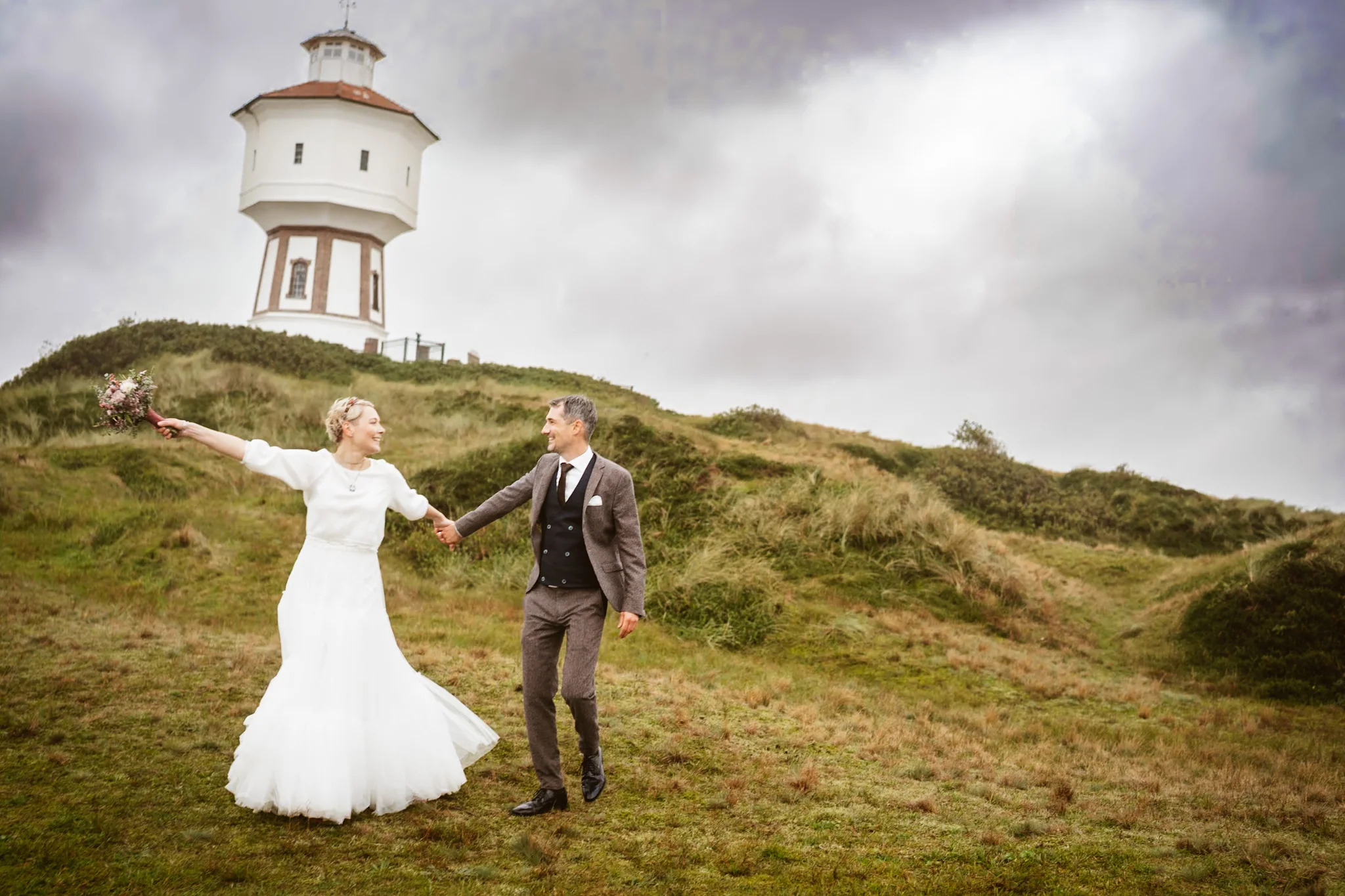 Mella und Christoph vor weiter Insellandschaft